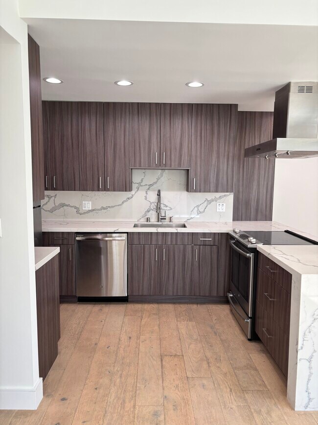 Foto del edificio - 1155 N La Cienega Blvd