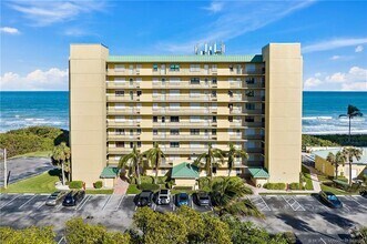 Building Photo - 7370 S Ocean Dr