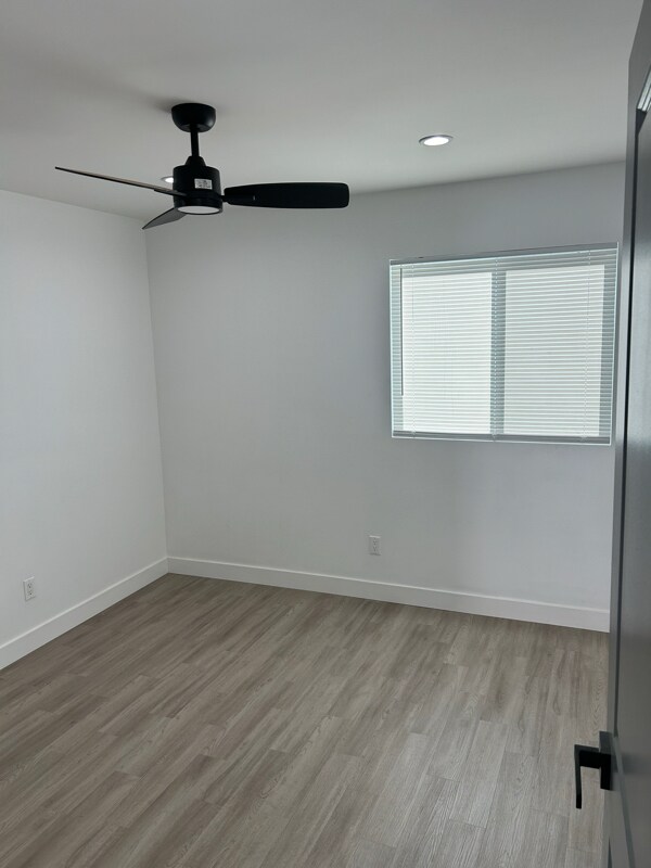 Foto del edificio - 11314 Hayvenhurst Ave
