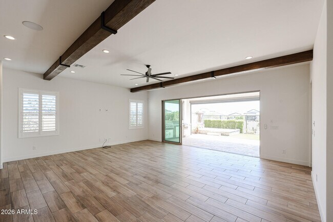 Foto del edificio - 17383 W Guthrie St