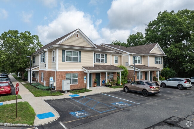 Primary Photo - Toms River Crescent
