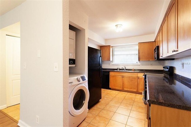 cocina - 730 E Michigan St
