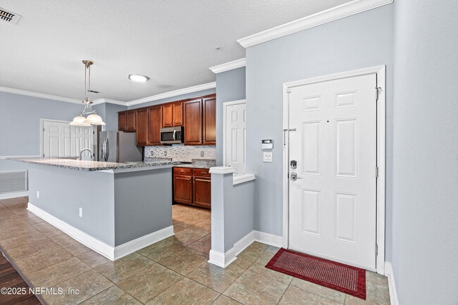 Foto del edificio - 11251 Campfield Dr