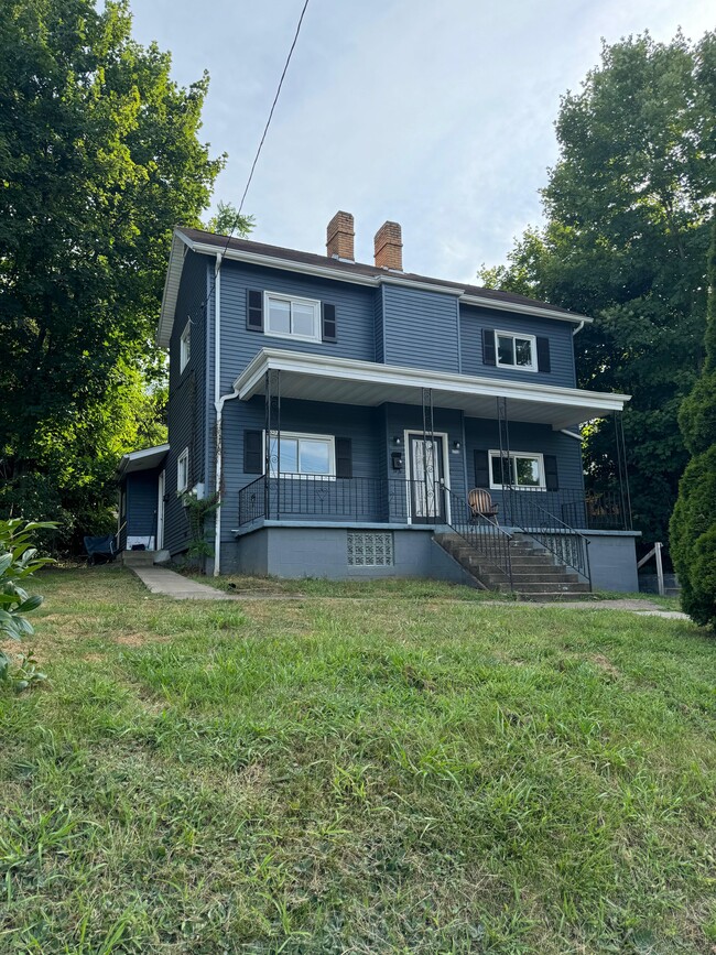 Building Photo - 1712 State Ave