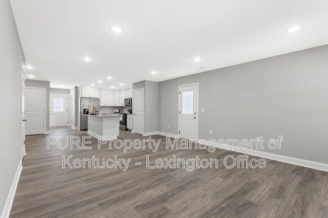 Building Photo - 1048 Judah Bear Blvd