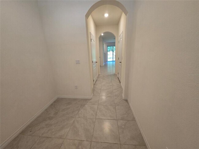 Building Photo - 1261 Yellow Finch Dr