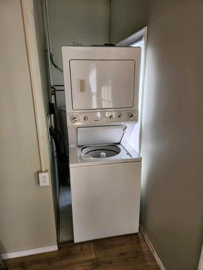 In-unit washer/dryer for your convenience. - 224 River Rd
