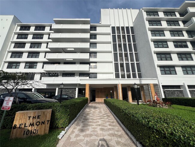 Foto del edificio - 10101 E Bay Harbor Dr