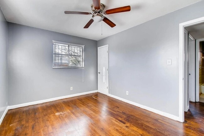 Building Photo - 1135 Sells Ave SW