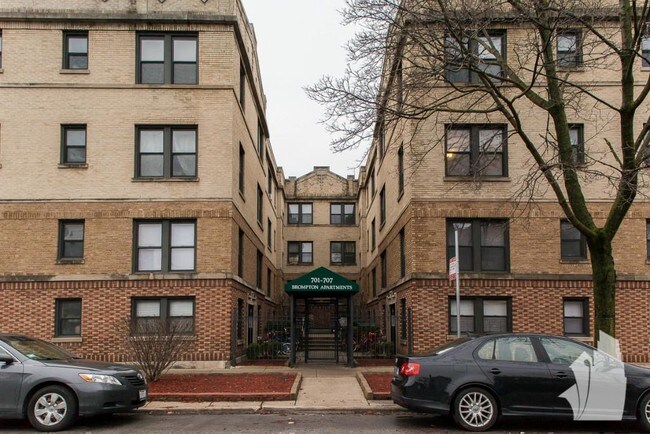 Building Photo - 701 W Brompton Ave