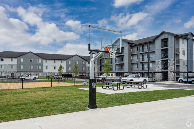 Basketball and Pickle Ball Courts - Arrowhead Place Luxury Apartment Homes