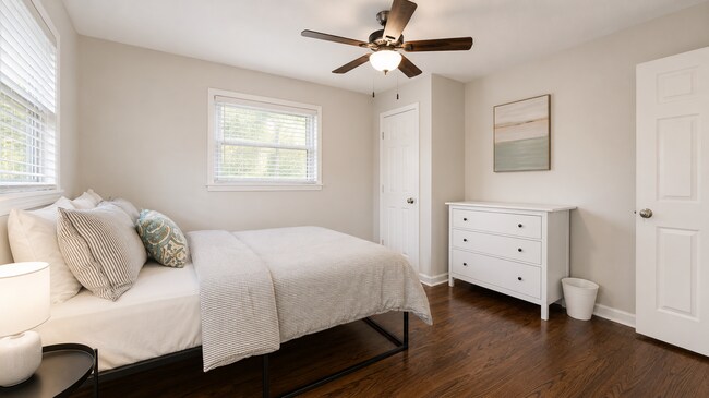 Building Photo - 4022 Brookcrest Cir