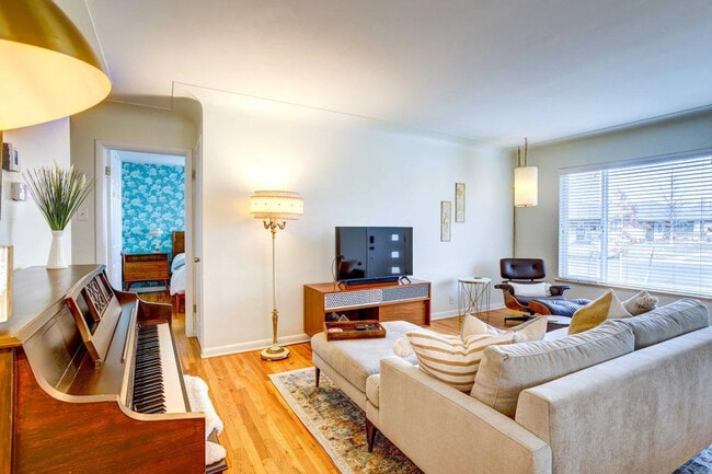Foto del edificio - 3233 Ivy St