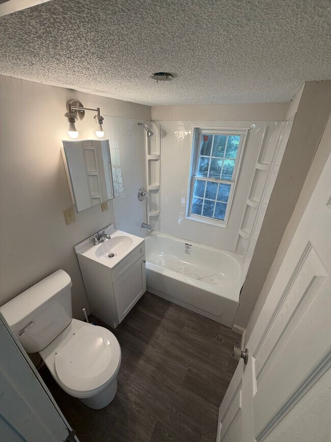 Foto del edificio - 2640 S Price Ave