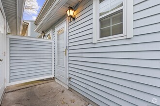 Building Photo - 207 Misty Meadow Ln