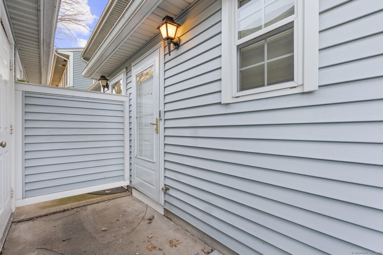 Foto principal - 207 Misty Meadow Ln