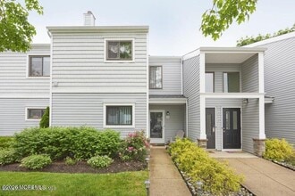 Building Photo - 22 Beverly Ct