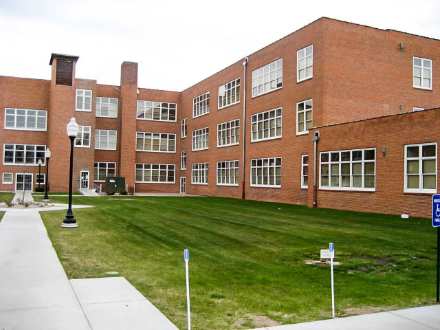 Foto del edificio - Walnut Housing, LLC