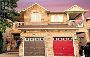 Building Photo - 7095 Village Walk