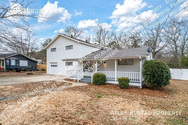 Building Photo - 1036 Minor Drive Birmingham, AL 35224
