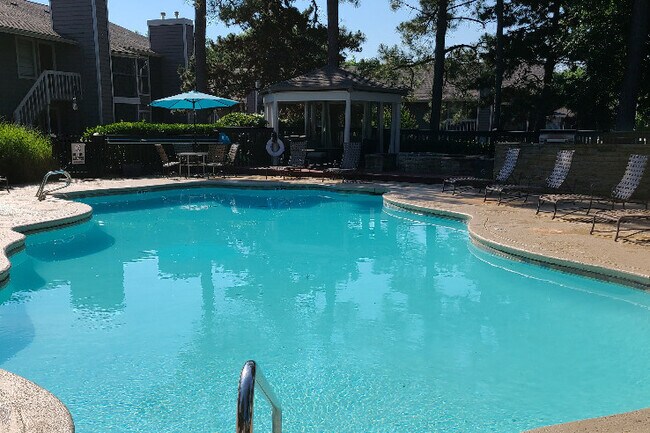 Piscina - Rustic Woods