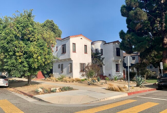 Building Photo - 1001 16th St