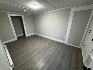 Building Photo - 36 Glenwood Ct