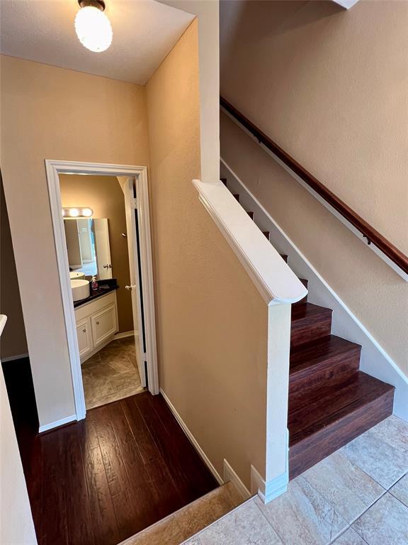 Building Photo - 2220 Bering Dr