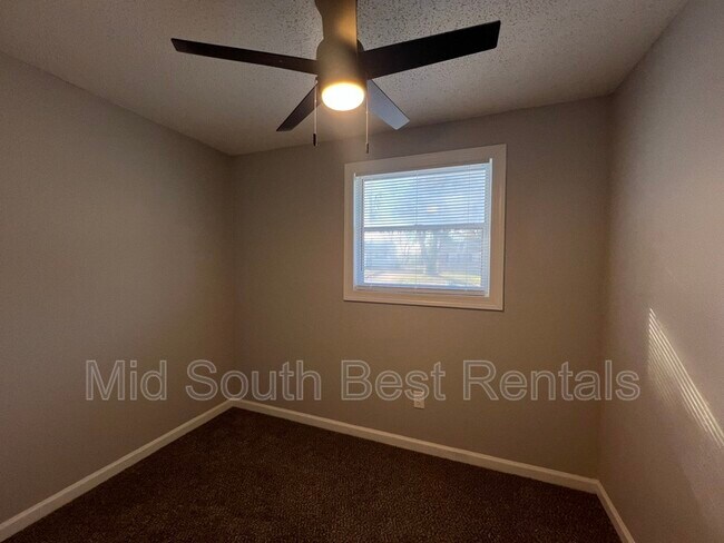 Foto del edificio - 3458 Rochester Rd