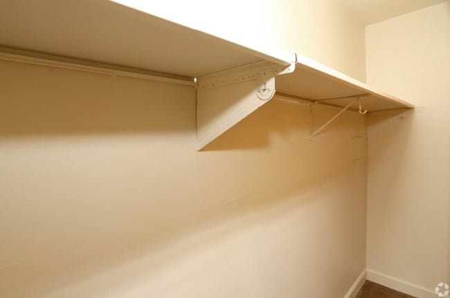 Interior Photo - Woodlands