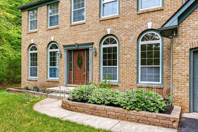 Foto del edificio - 240 Timber Knoll Dr