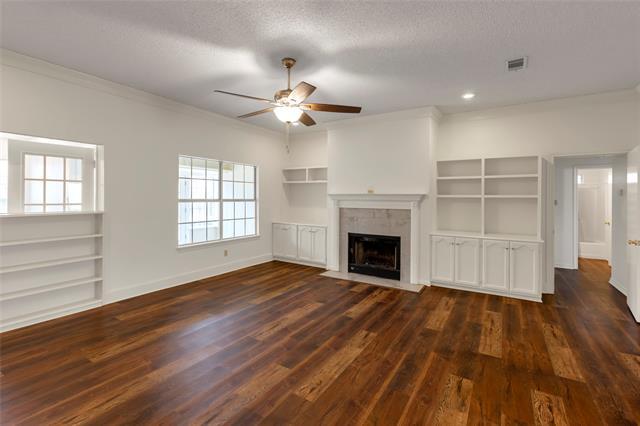 Foto del edificio - 514 Highland Oaks Dr