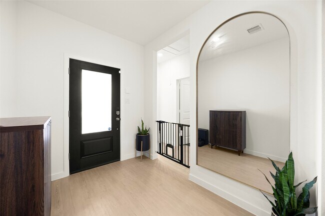 Building Photo - 26623 Prairie Smoke Ln