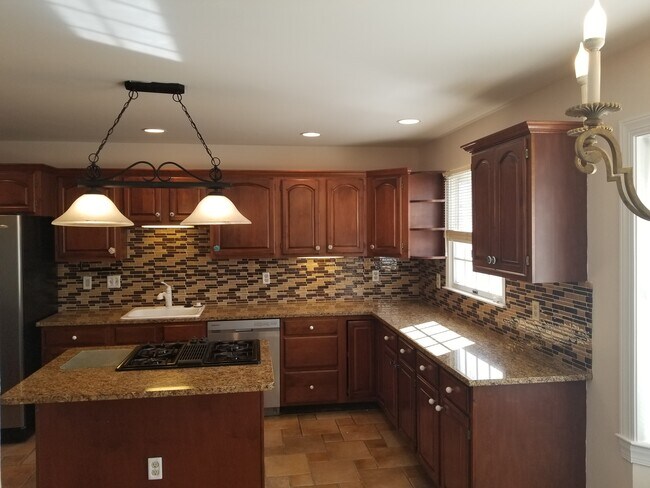 Foto del edificio - 8141 Madrillon Ct