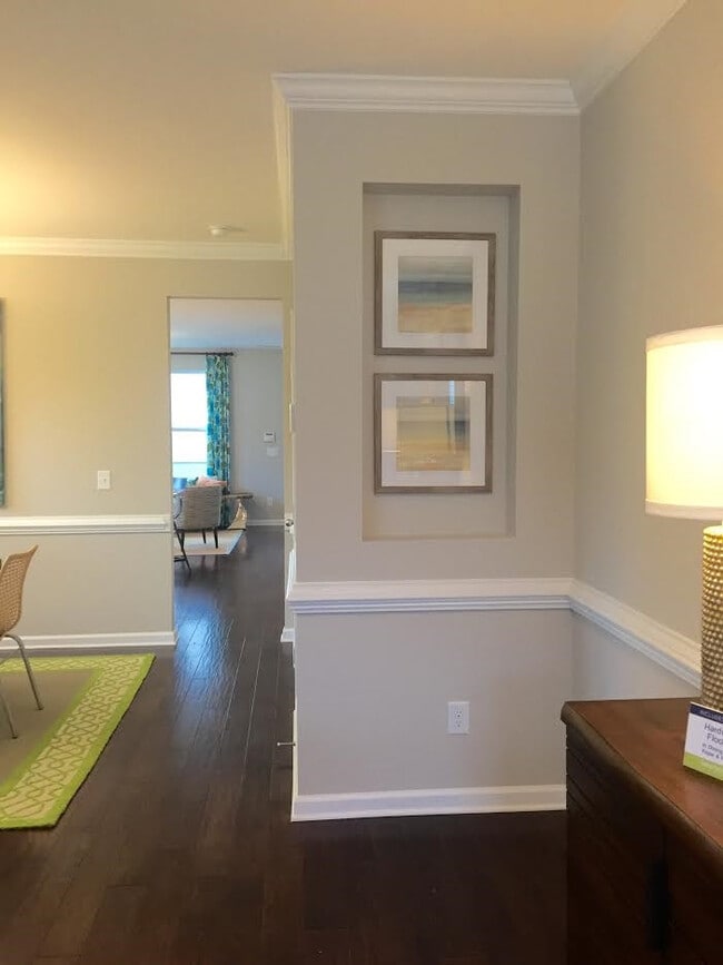 Building Photo - 501 Evening Star Dr