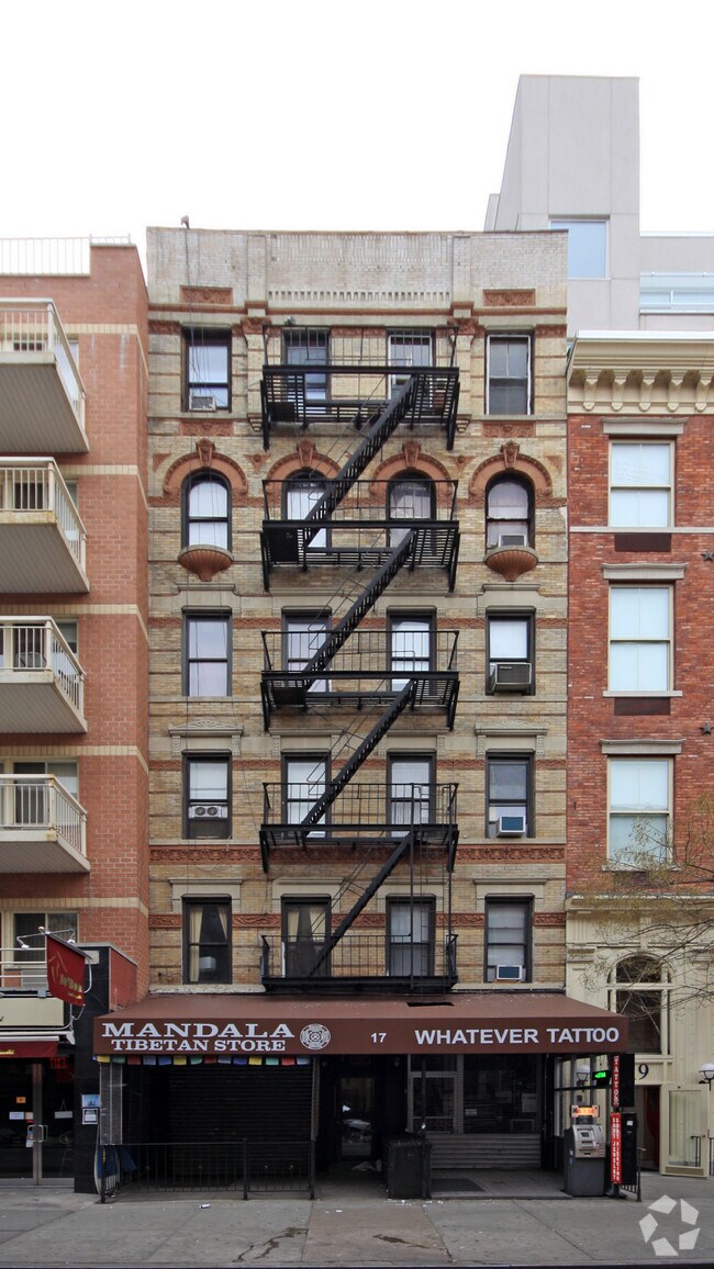 Foto del edificio - 17 Saint Marks Place