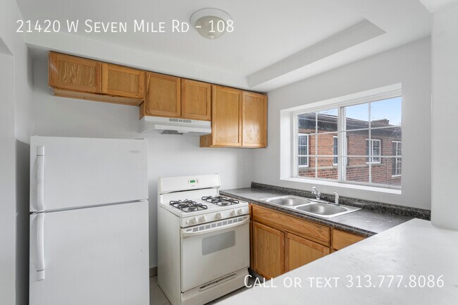 Building Photo - 5 Units Available