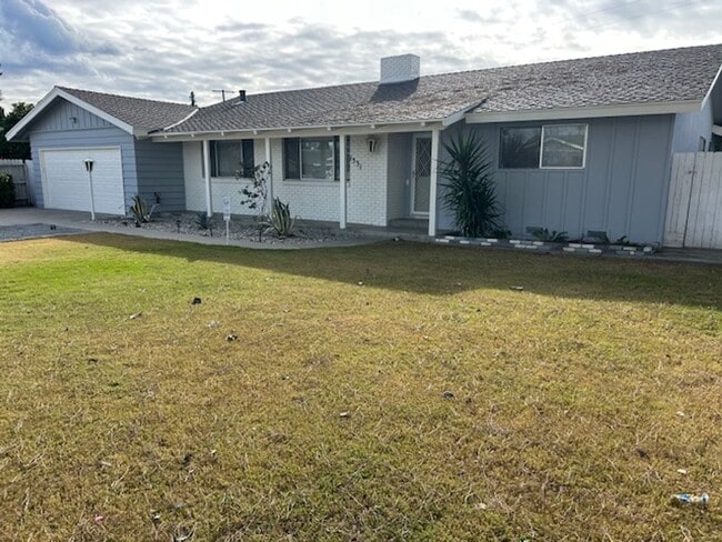 Building Photo - 1331 S Chatham St