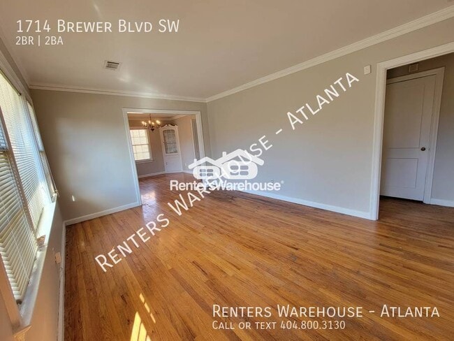 Building Photo - Spacious 2 Bedroom Brick Ranch in Atlanta