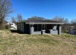 Primary Photo - 300 N Hardin St
