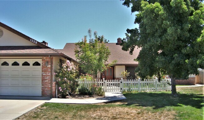 Foto del edificio - 4 br, 3 bath House - 1338 Cheyenne Lane