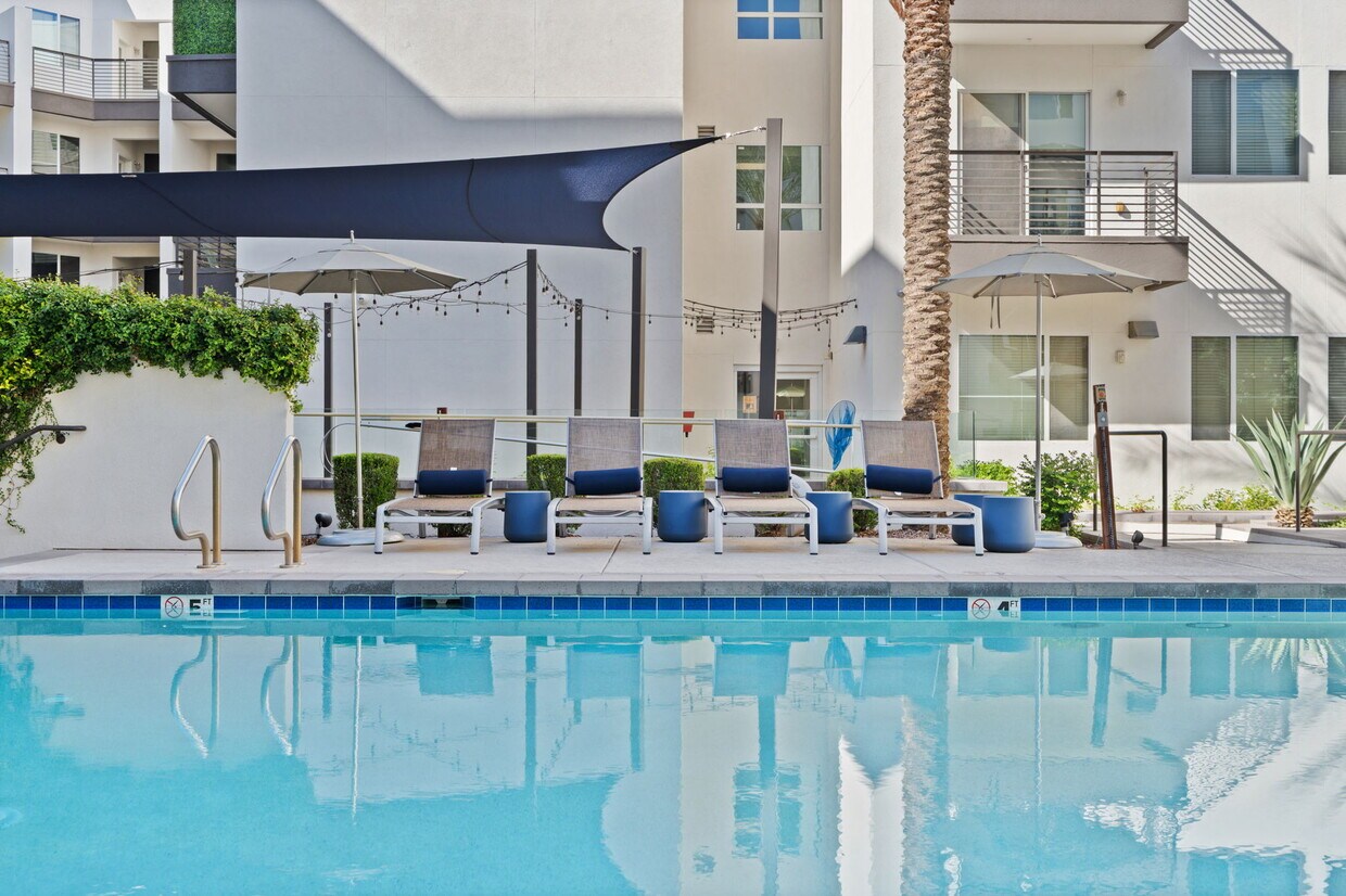 Axis Camelback - 4949 N 7th St Phoenix, AZ 85014 | Apartments.com