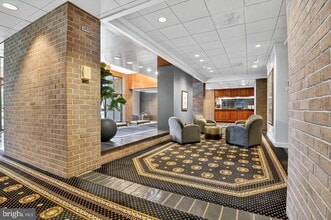 Building Photo - 1800 Old Meadow Rd