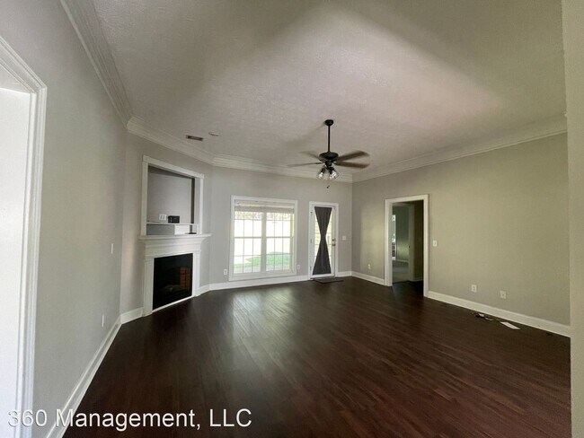 Foto del edificio - 3 br, 2 bath House - 611 McDonald Drive