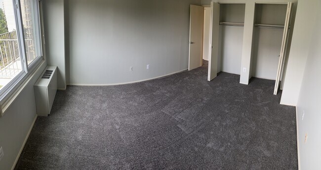 Foto del edificio - 1111 University Blvd W