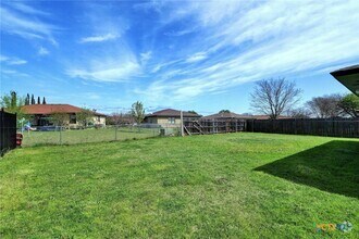 Building Photo - 2703 Casey Dr