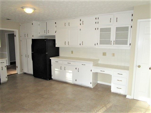 Building Photo - 2425 Creole Creek Circle
