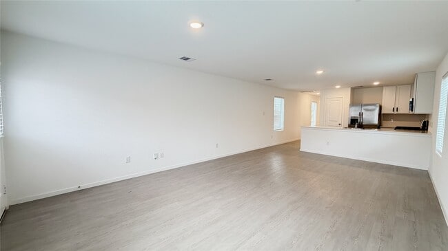 Building Photo - 21305 Carosella Dr