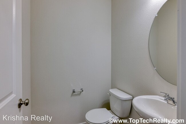 Building Photo - 3 br, 2.5 bath House - 7296 NW 164th Ave