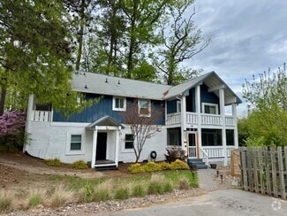 Building Photo - 3001 New Hope Church Rd